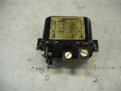685031324V - Relé 215x215