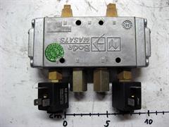 81749206023 - Door solenoid 215x215