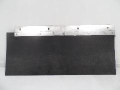 S1705531211 -  215x215
