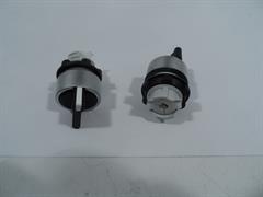 EAO4472420 -  215x215