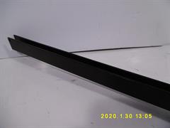 S1906921281 -  215x215