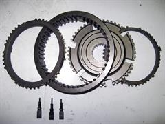 1299904003 - Szinkron V-VI. 215x215