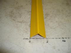 10916391 -  215x215
