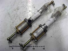 22002003 - Pneumatikus munkahenger 215x215